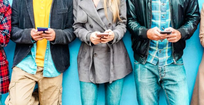 Koronavirüse karşı telefonlar nasıl temizlenmeli?