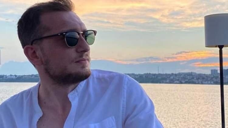 Küçükçekmece’de 22 yaşındaki gencin